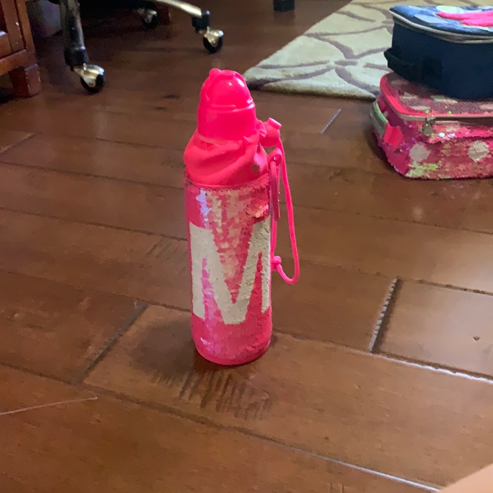 Girls pink water bottle